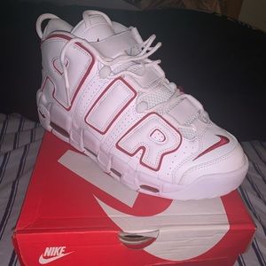 Nike Uptempo